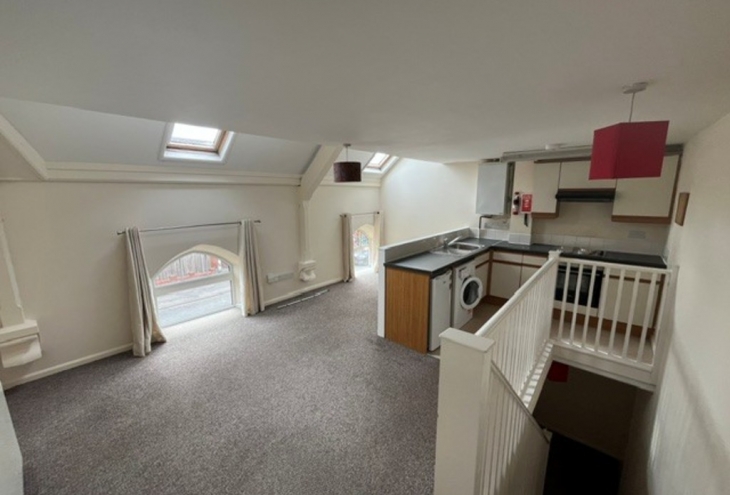 Flat 8 Kamla Lodge 28 Gresham Street Lincoln LN1 1PZ Image 3 - King and Co