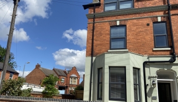 102577001063 - King and Co