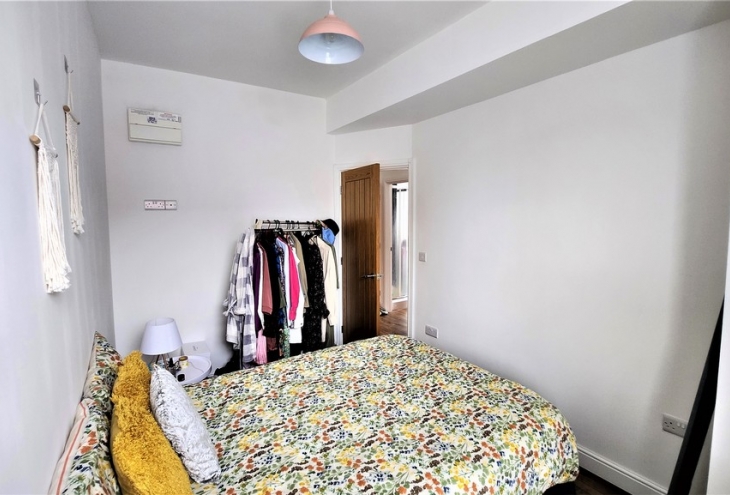 Flat 3 262 West Parade Lincoln LN1 1LY Image 4 - King and Co