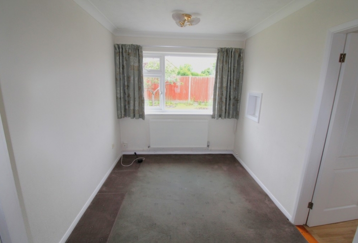 16 Windermere Avenue North Hykeham LN6 8EJ Image 8 - King and Co