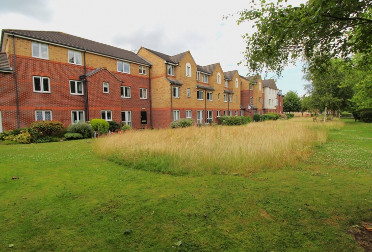 Cathedral View Court 49 Cabourne Avenue Lincoln LN2 2GF Image 11 - King and Co
