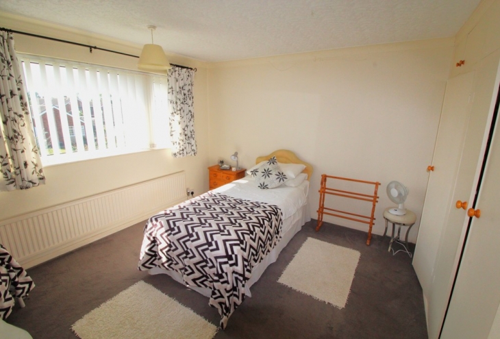 42 Rudgard Avenue Cherry Willingham Lincoln LN3 4JG Image 11 - King and Co