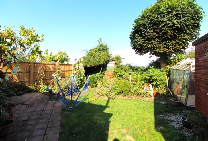 42 Rudgard Avenue Cherry Willingham Lincoln LN3 4JG Image 13 - King and Co