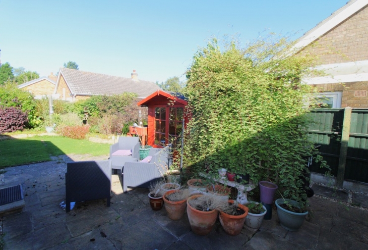 15 Windermere Avenue North Hykeham Lincoln LN6 8EN Image 12 - King and Co