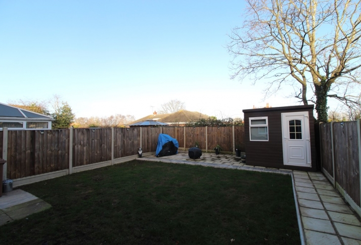 6 Mallard Court North Hykeham Lincoln LN6 9TS Image 13 - King and Co
