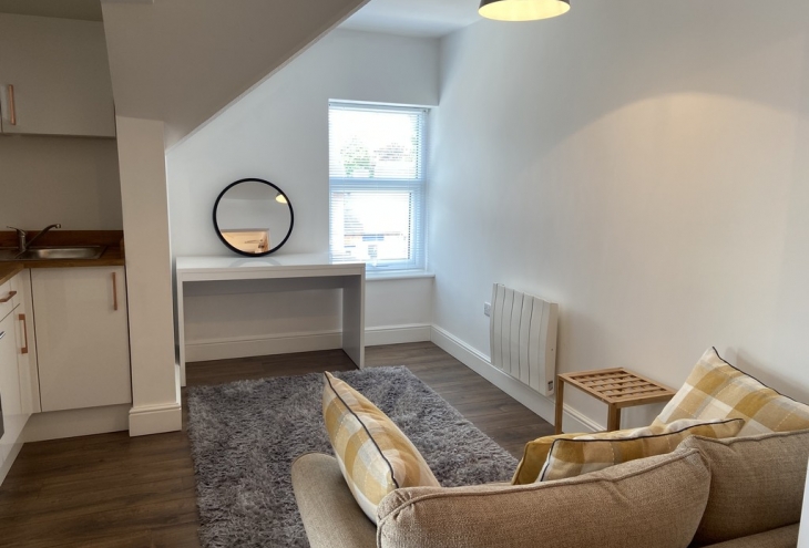 Flat 5 262 West Parade Lincoln LN1 1LY Image 2 - King and Co