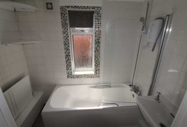 81 Hewson road Lincoln LN1 1RZ Image 8 - King and Co