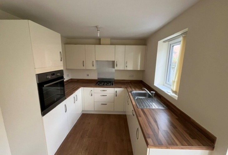 7 Otho Way North Hykeham Lincoln LN6 9ZD Image 5 - King and Co