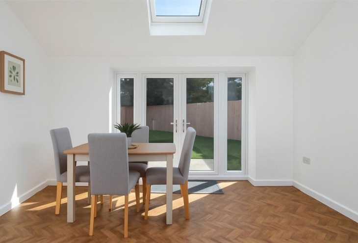Poppy Cottage 37a Old Lincoln Road Caythorpe Grantham NG32 3DW Image 7 - King and Co