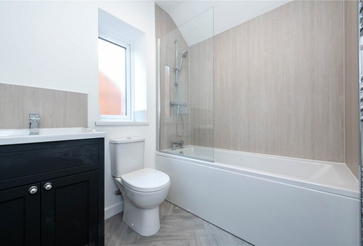 Poppy Cottage 37a Old Lincoln Road Caythorpe Grantham NG32 3DW Image 5 - King and Co
