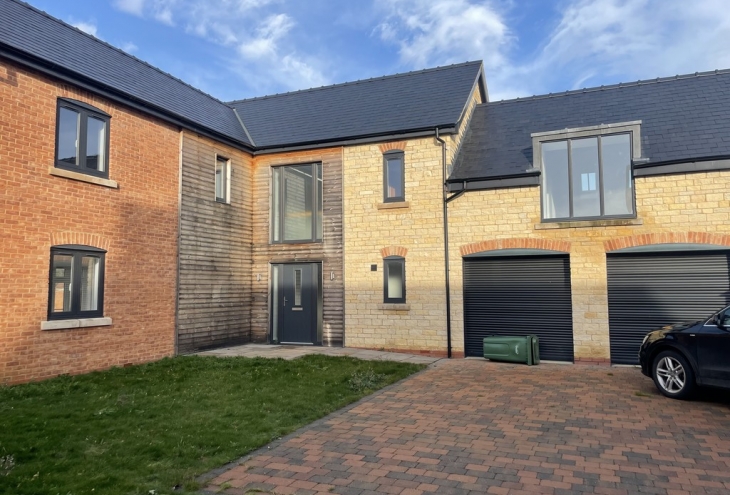 2 617 Court High Street Scampton Lincoln LN1 2TT Image 1 - King and Co