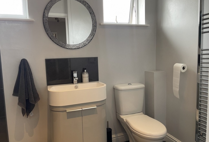 25 High Street Carlton Le Moorland Lincoln  LN5 9HT  Image 24 - King and Co