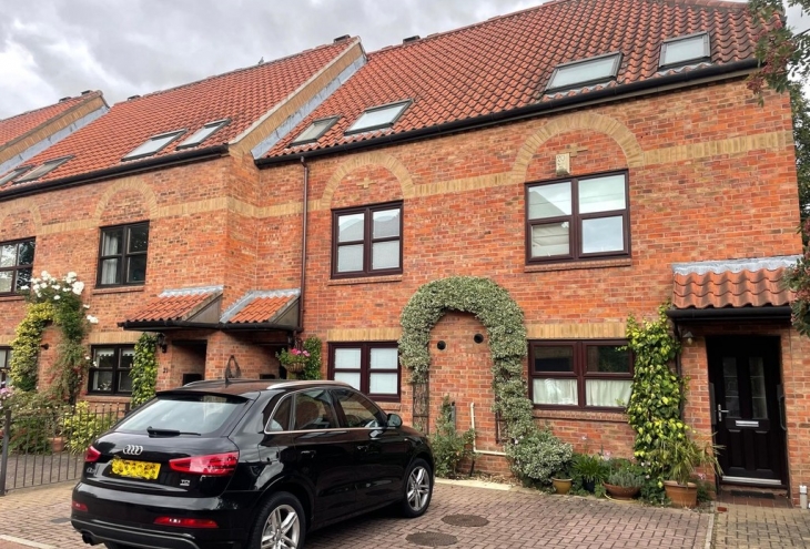 23 Wainwell Mews Lincoln LN2 4BF Image 1 - King and Co