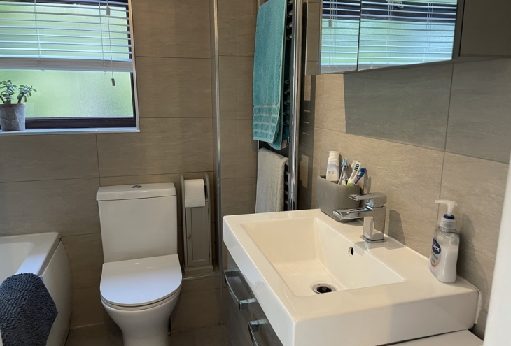 30 Woodvale Close Doddington park Lincoln LN6 3RL Image 11 - King and Co