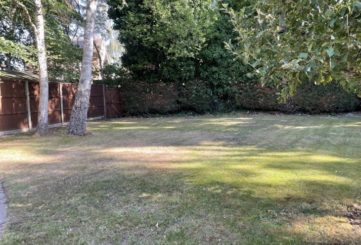 30 Woodvale Close Doddington park Lincoln LN6 3RL Image 3 - King and Co