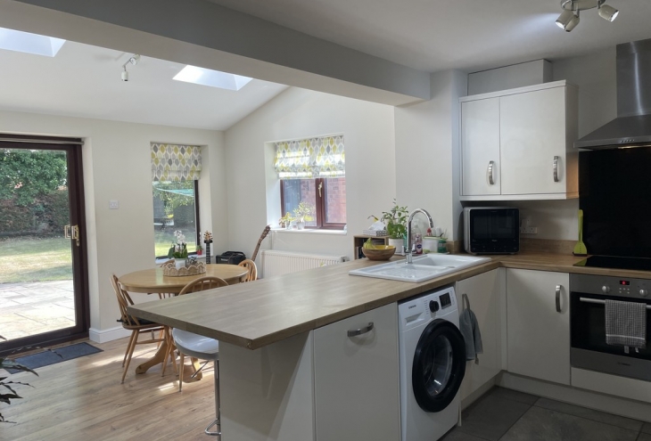 30 Woodvale Close Doddington park Lincoln LN6 3RL Image 4 - King and Co