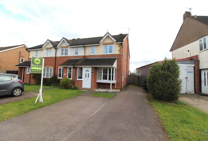 19 Admirals Walk Lincoln LN2 4RZ Image 1 - King and Co