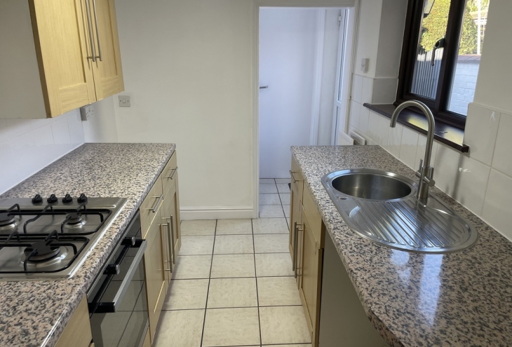 9  Oakleigh Terrace Lincoln LN1 1DY Image 7 - King and Co