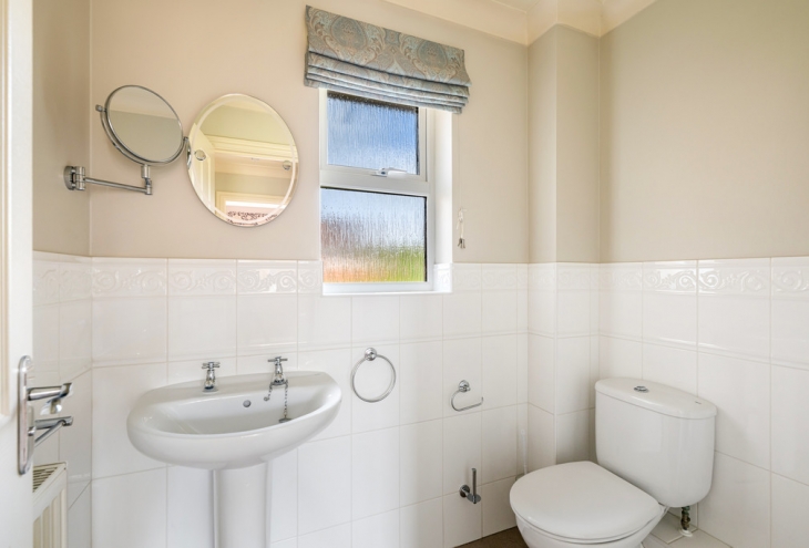 2 Horton Place  Saxilby Lincoln LN1 2GW Image 13 - King and Co