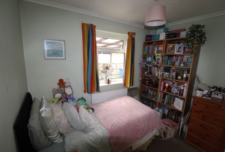 24 Manor Road Saxilby  LN1 2HP Image 11 - King and Co