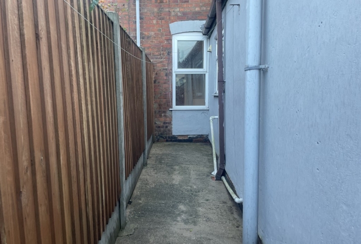 25 Thesiger Street Lincoln LN5 7UL Image 14 - King and Co