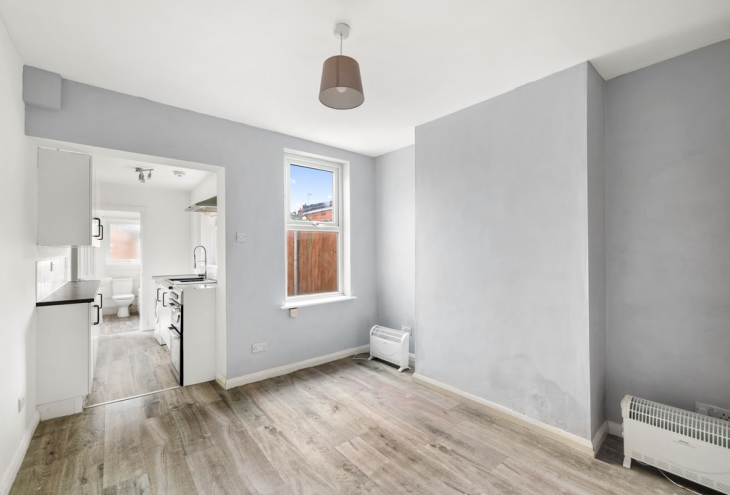 25 Thesiger Street Lincoln LN5 7UL Image 2 - King and Co