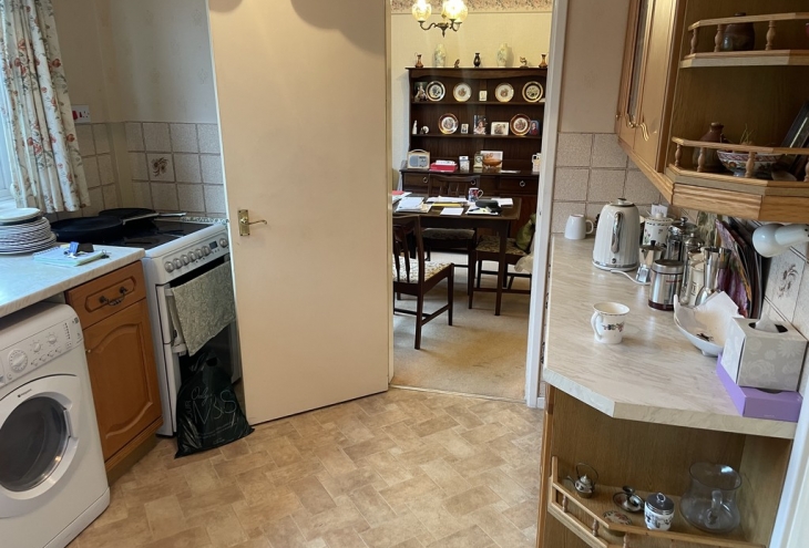 4 Scarle Close Lincoln LN6 8DB Image 5 - King and Co