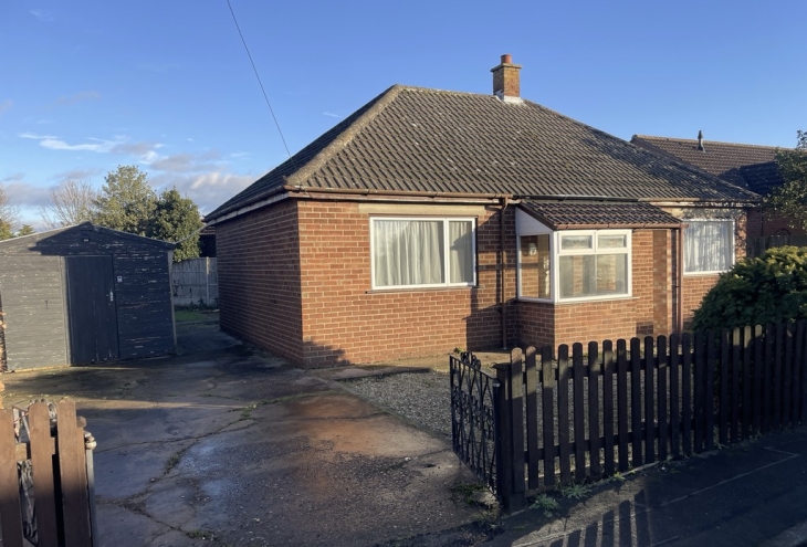 70 Abbey Road Bardney  LN3 5XD Image 10 - King and Co