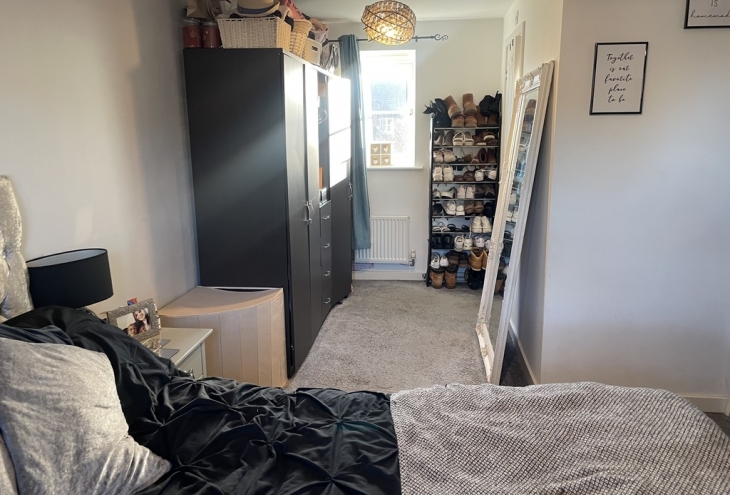 1 Broom Close Witham st Hughs Lincoln LN6 9XH Image 10 - King and Co