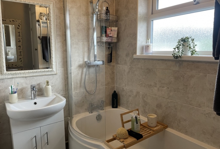 1 Keadby Close Lincoln LN6 0DZ Image 10 - King and Co