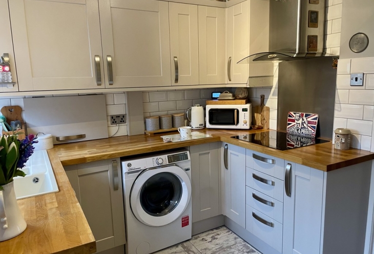 1 Keadby Close Lincoln LN6 0DZ Image 7 - King and Co