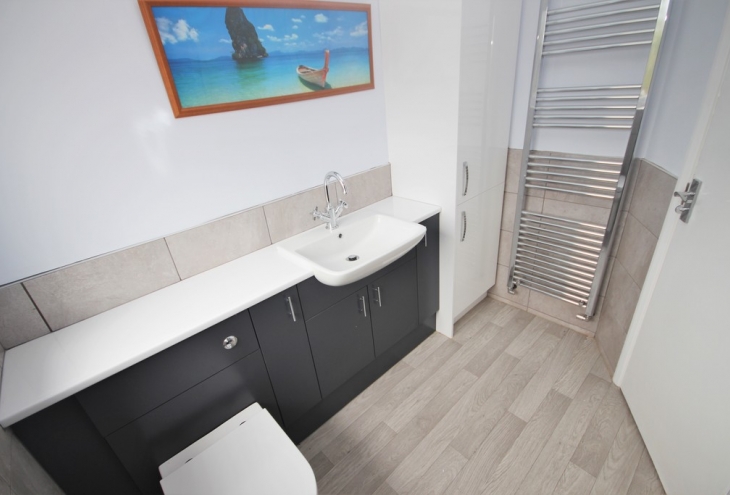 8 Sunbeam Avenue North Hykeham Lincoln LN6 9SG Image 7 - King and Co