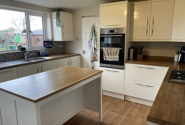 8 Benson Close Doddington Park Lincoln Lincoln LN6 3NX Image 7 - King and Co