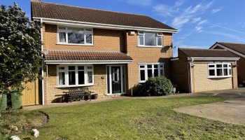 102577001472 - King and Co