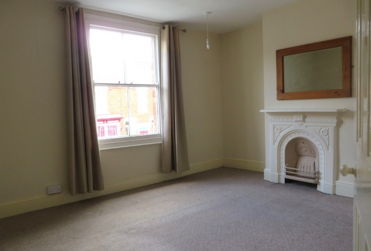 13 May Crescent Lincoln LN1 1LP Image 6 - King and Co