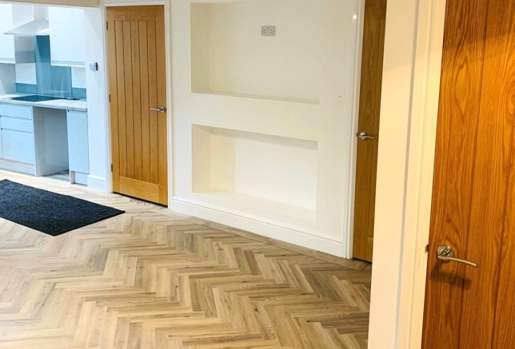 3a  High Street Lincoln LN5 8BQ Image 2 - King and Co