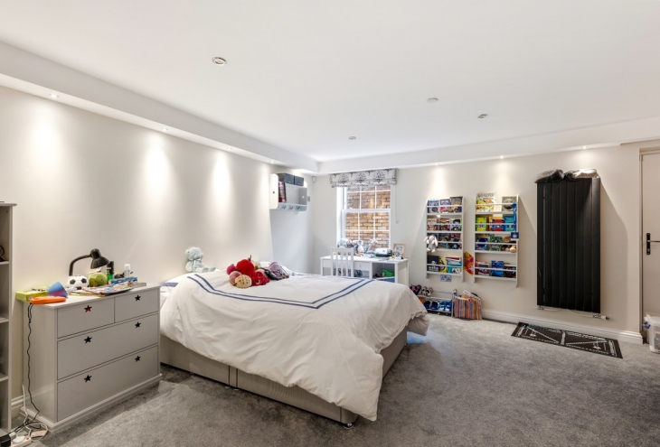 Burns Place 7 The Colosseum Lincoln LN1 3EX Image 20 - King and Co