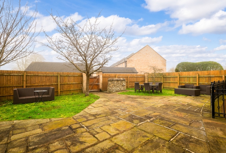 Burns Place 7 The Colosseum Lincoln LN1 3EX Image 22 - King and Co