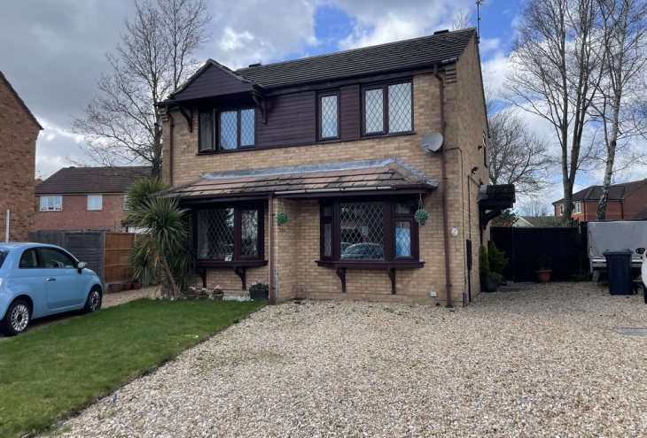 11 Binbrook close Lincoln LN6 3QD Image 1 - King and Co