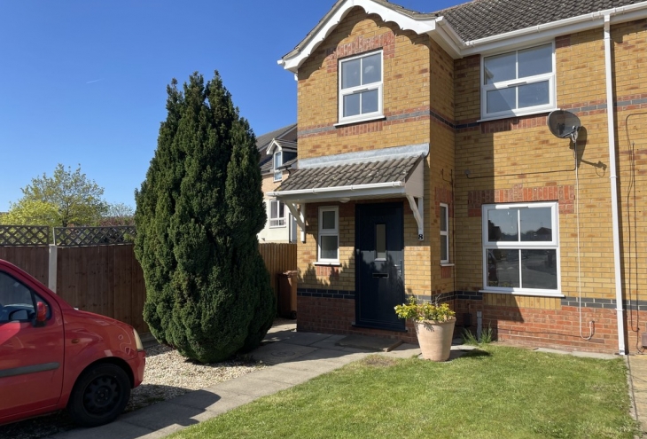 8 Gresley Drive Lincoln LN6 7EJ Image 1 - King and Co