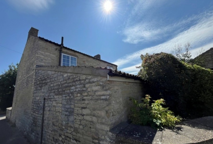 27  Chapel Lane Welton Lincoln LN2 3JW Image 13 - King and Co