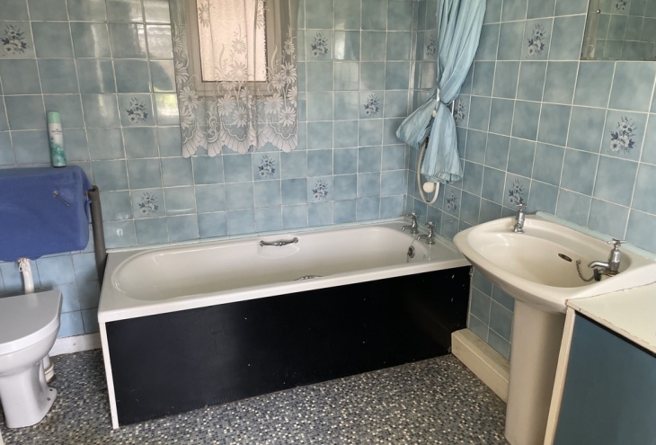 Sherwood Cottage High Street Harby NG23 7EB Image 7 - King and Co