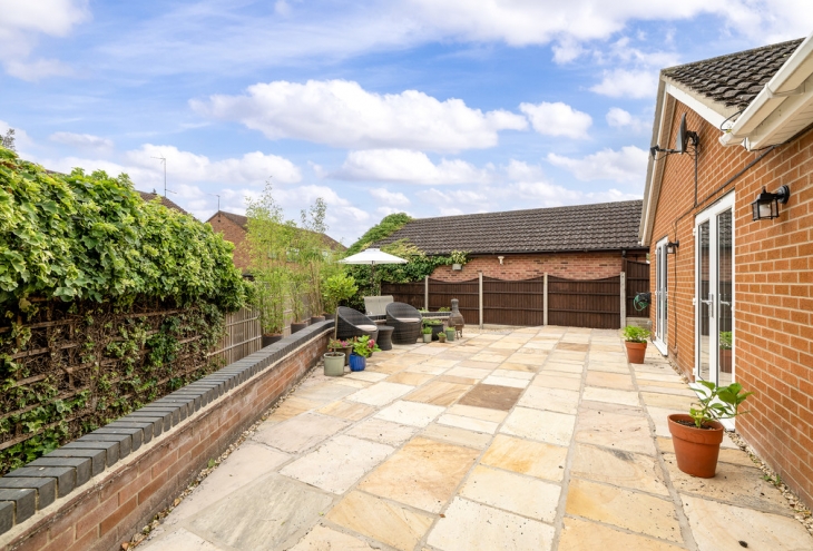 2 Alconbury Close Lincoln LN6 3RE Image 11 - King and Co