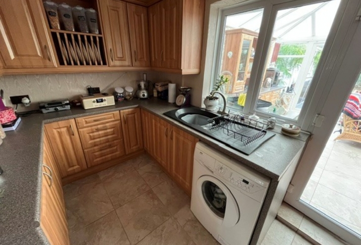 79 Longdales Road Lincoln Lincolnshire LN2 2JS Image 7 - King and Co