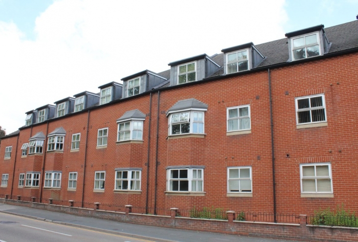 18 The Cloisters Lincoln LN2 4AS Image 10 - King and Co
