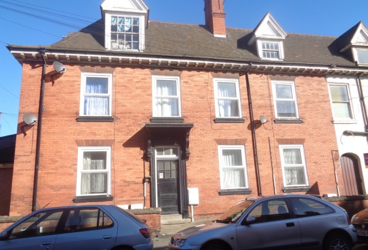 Flat 2a 3 Foster Street Lincoln LN5 7QE Image 1 - King and Co