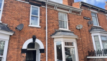 102577000647 - King and Co