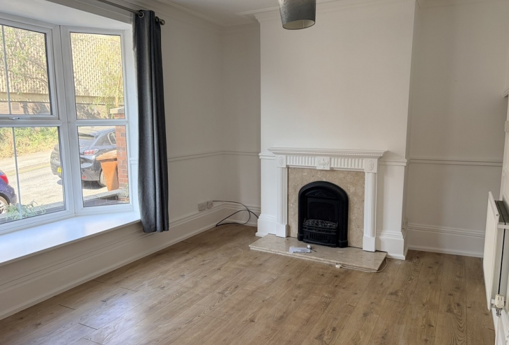 Flat 1 35a Beaumont Fee Lincoln LN1 1EZ Image 2 - King and Co