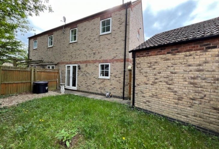 8 Hortonfield Drive Washingborough Lincoln LN4 1AW Image 9 - King and Co